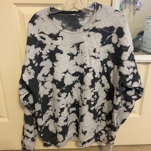 size med/large tie dye sweatshirt from urban outfitters